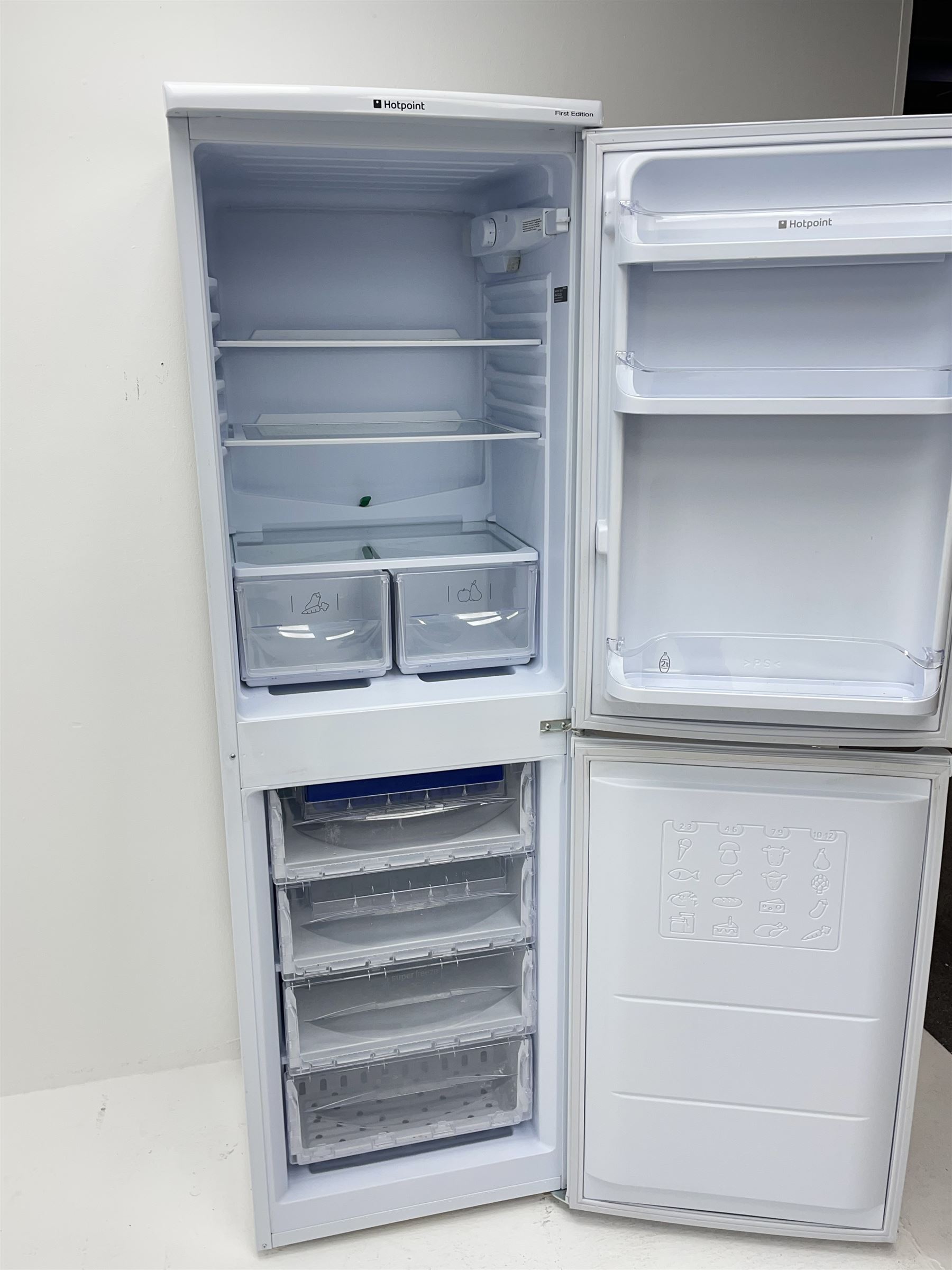 hotpoint fra52