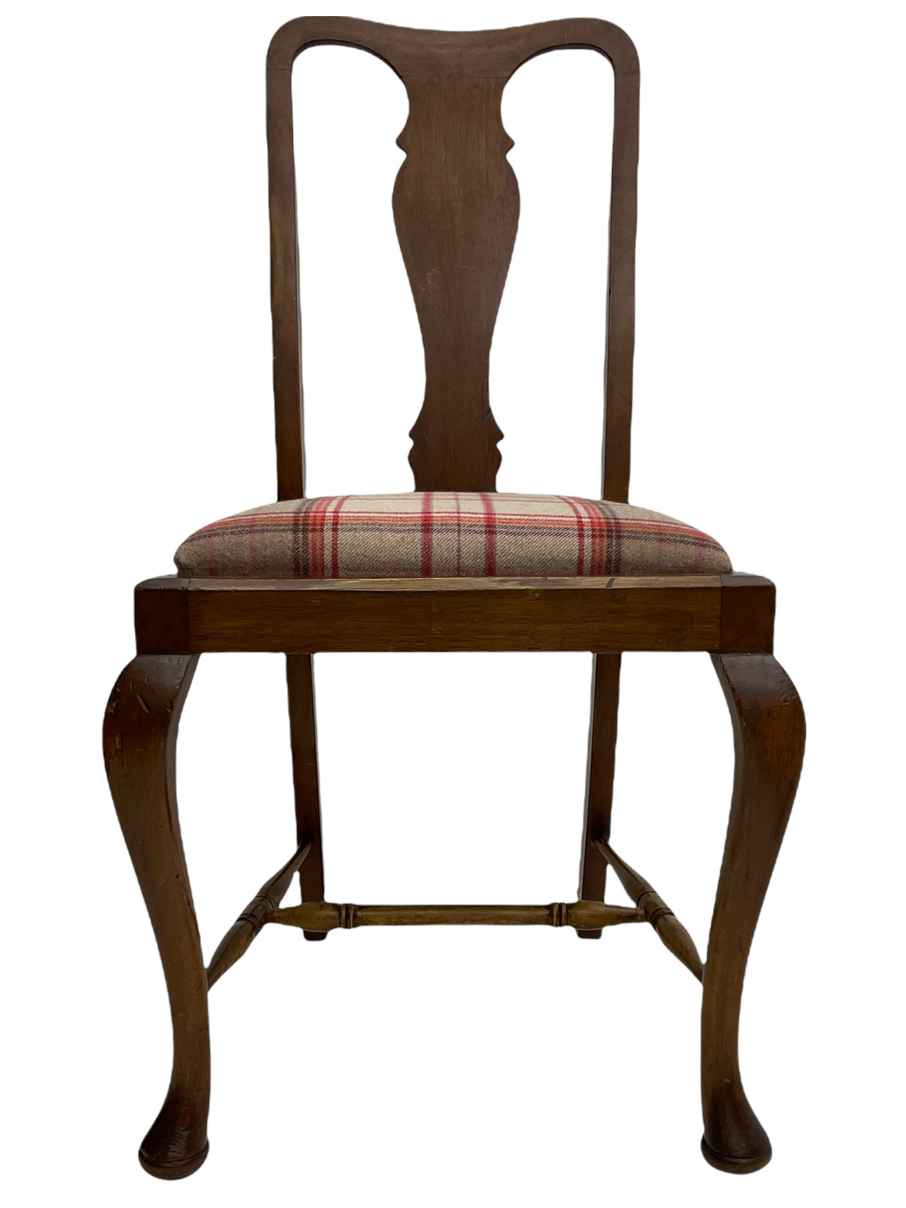 Mixed set of twelve early 20th century mahogany Queen Anne style dining chairs, all with shaped vase backs and cabriole front supports, matching drop-in seats upholstered in tartan patterned fabric