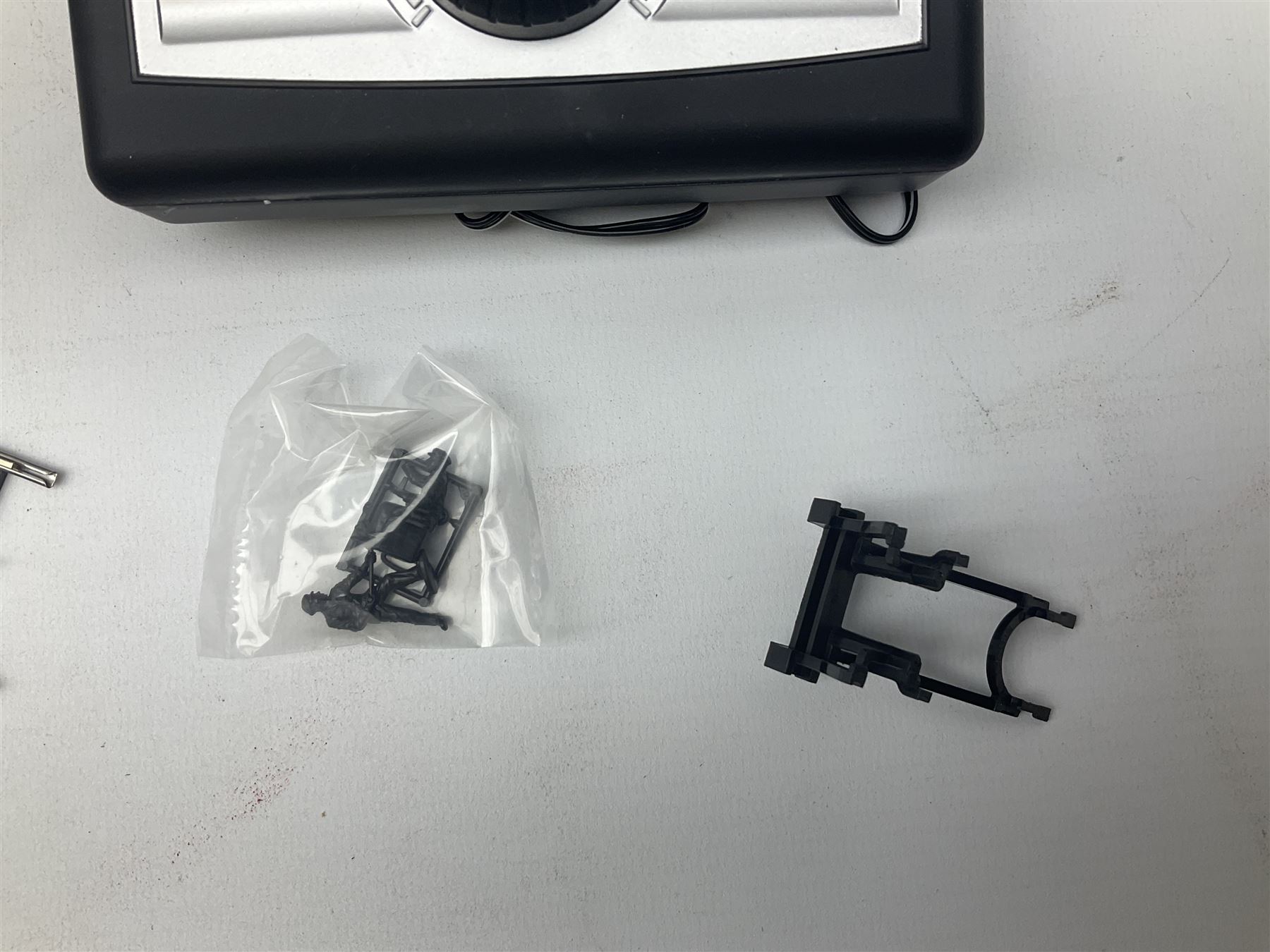 Hornby '00' gauge - 'Eastern Valleys Express' train set 