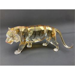 Swarovski Crystal tiger family, comprising adult and two cubs, adult H8.5cm 