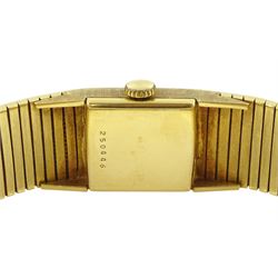 Alpina 18ct gold manual wind wristwatch, champagne dial with baton hour markers, Helvetia hallmark, on integral 18ct gold bracelet, stamped 750