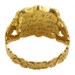 George IV 18ct gold black enamel and glazed mourning ring, the setting and shank with foliate decoration, London 1825, 