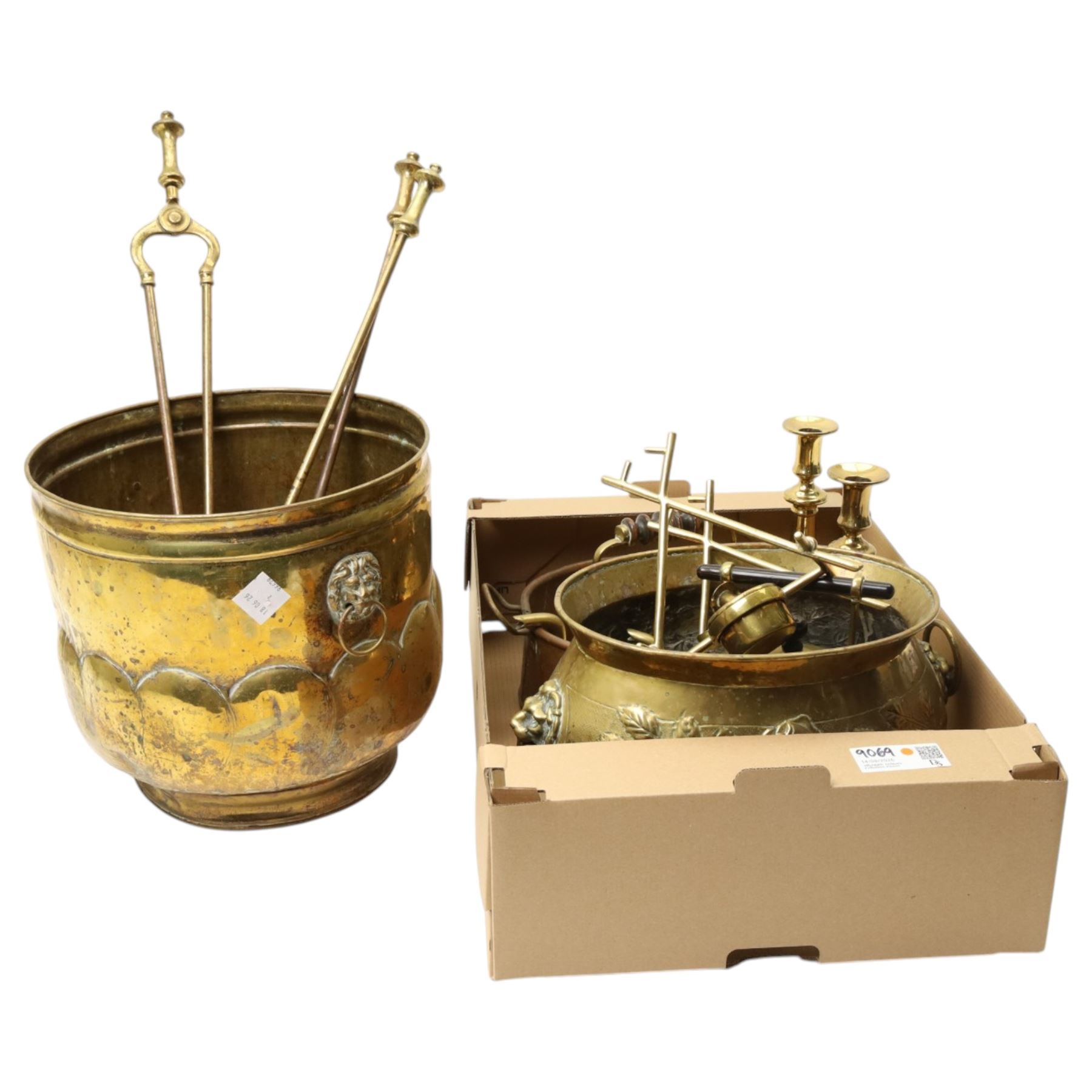 Collection of brassware, including fireside accessories, coal bucket, kettle and stand, two candlesticks, etc