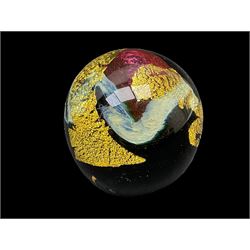 Murano glass cat and figure ina hat, together with tow valletta glass paperweights and bird glass paperweight, cat H20cm 