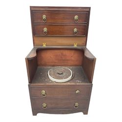 Early 19th century mahogany commode chest, reeded edge over four faux drawers with cock-beaded facias and brass lion mask ring handles