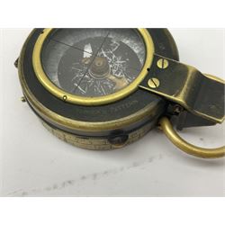 WW1 verner's pattern brass cased marching compass inscribed F-L No.74469 1917; in leather carrying case impressed W. Huddlestone Leatheries Ltd. 1917