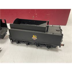 DJH Models - two ‘00’ gauge kit built model railway locomotives and tenders comprising K37 Highland Railway/LMS Castle 4-6-0 no.14685 in LMS crimson and K38 BR/WD 2-8-0 no.90124 in BR black; in original boxes 