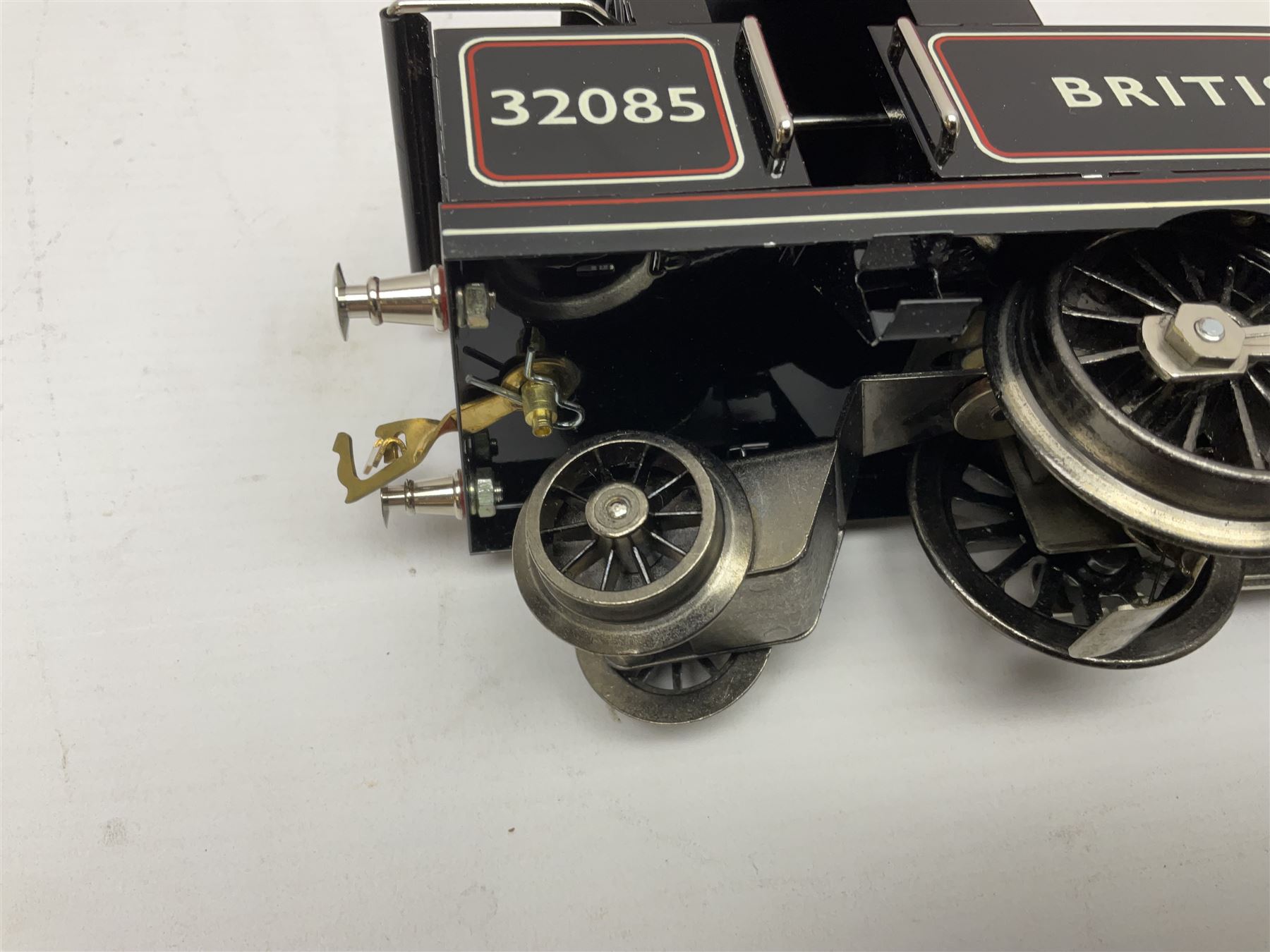 Ace Trains '0' gauge - E/2BR 4-4-4 tank locomotive No.32085 in BR black; boxed with original packaging