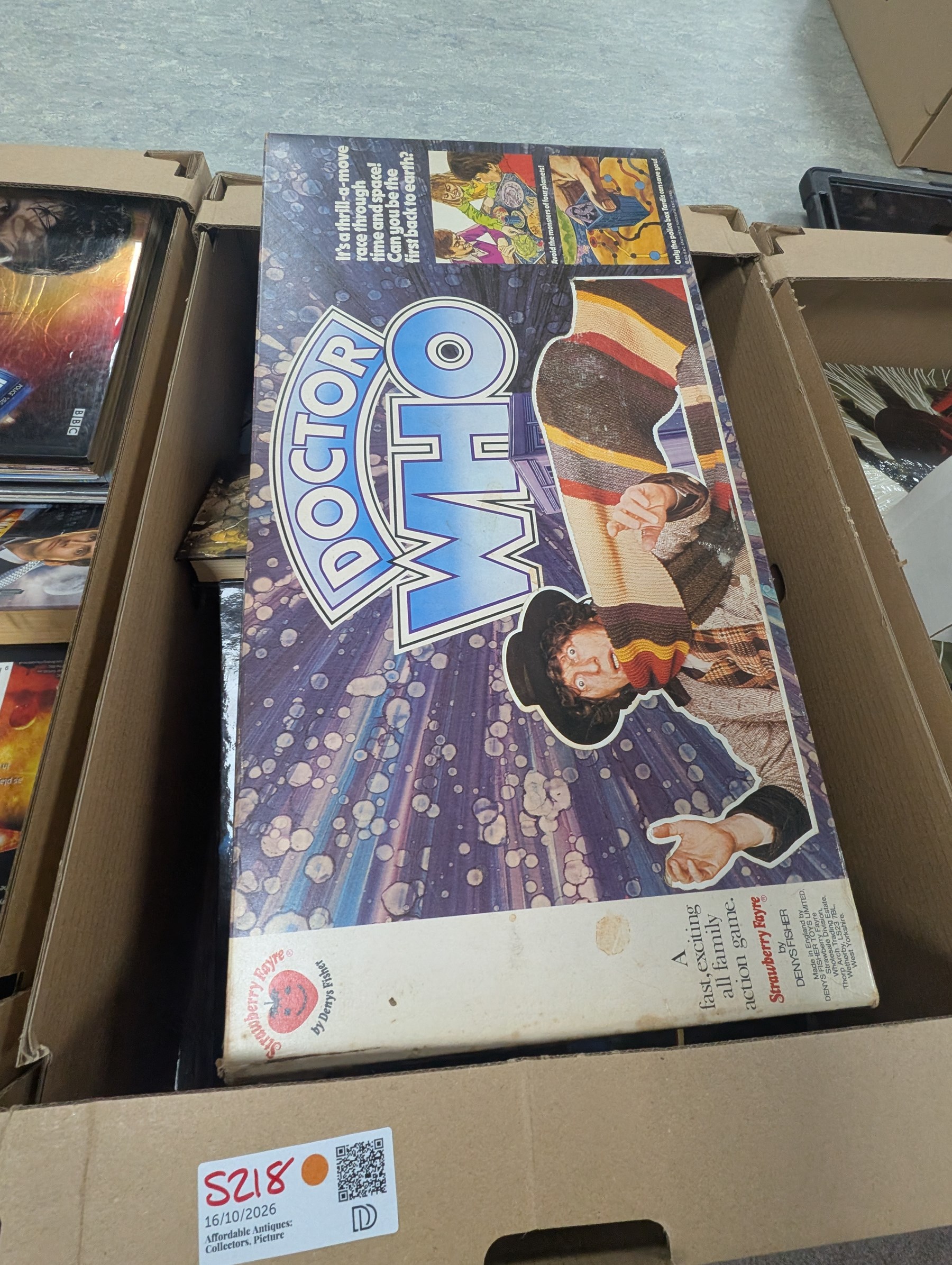 Large collection of Sci-Fi books and ephemera, including Star Wars, Star Trek and Doctor Who novels, in four boxes