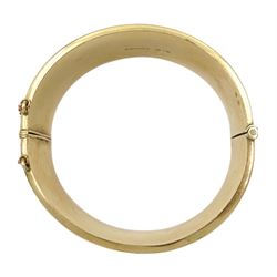 9ct gold wide hinged bangle, with bright cut foliate decoration, by Smith & Pepper Ltd, Birmingham 1963, boxed