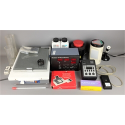  Durst M70 Photographic 35m & medium format enlarger with Modular 70 Micro Memory with probe, 50mm & 80mm lenses, Variable colour Dark Room light, other accessories including 2 packs of Ilford 30.5x40.6cm Multigrade MF paper, Baeuerle BS 785 automatic timer, Kodak Portra 400 film Patterson micro-focus filter, Photax tray warmer, RRB 16x12 easel, print drying rack, Hammer developing tank for 35mm & medium format film, various developing trays & measuring cylinders, etc   
