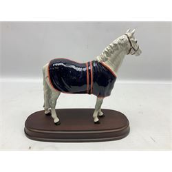 Beswick figure, grey Welsh Mountain Pony in a blue rug on plinth, no A247 H23cm