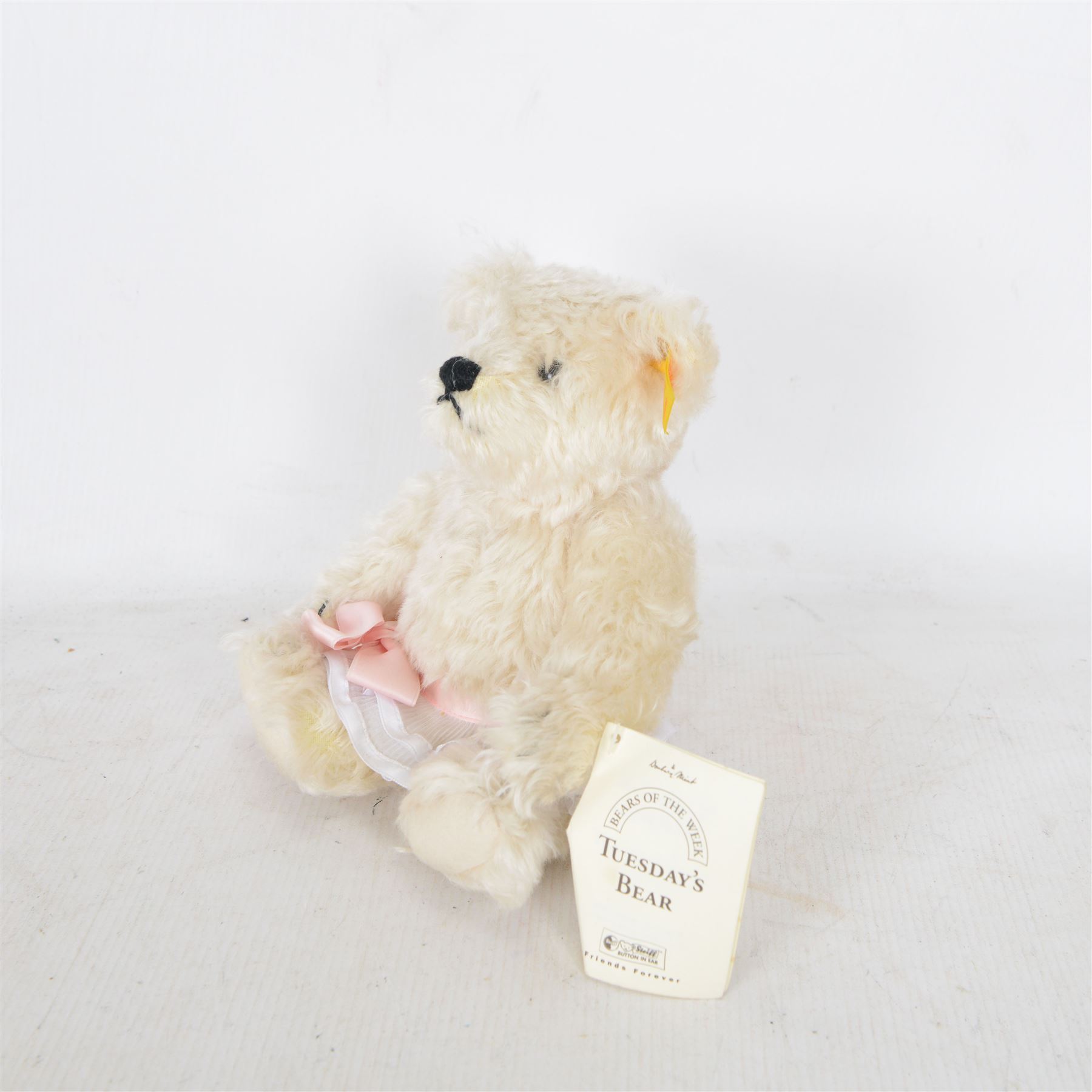 Set of seven Steiff Days of the Week Bears, issued by Danbury Mint, seven jointed bears with stitched noses, all dressed for a different day of the week, with Steiff button in ear and original tags, H24cm