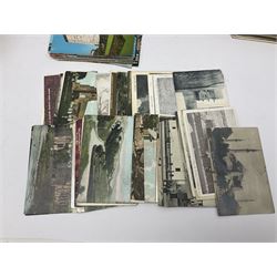 Edwardian and later postcards including shipping, greetings, British topography, Yorkshire and Lincolnshire with some real photographic, novelty pull-out, actresses etc