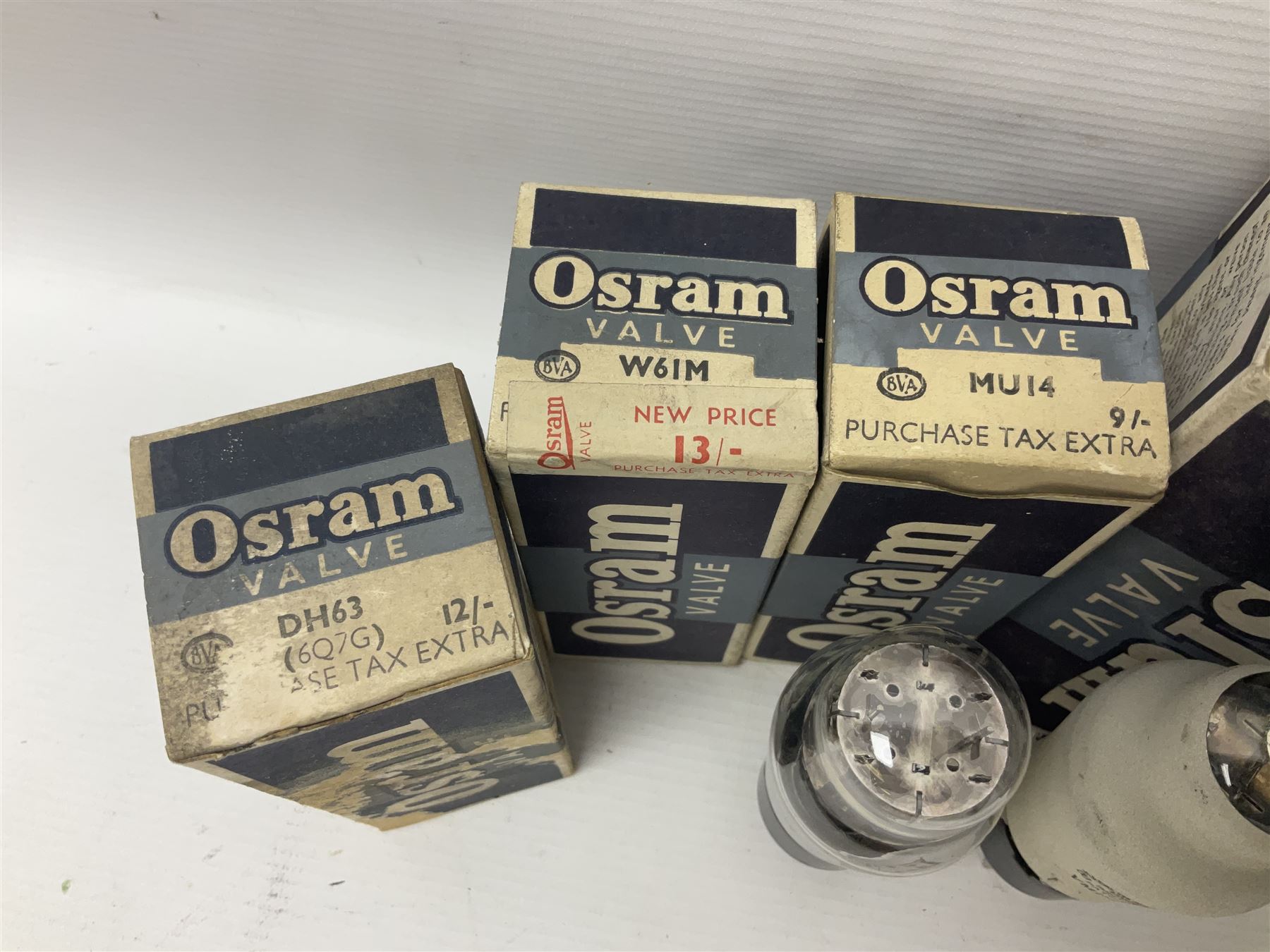 Five Osram thermionic radio valves/vacuum tubes, comprising MU14, MHD4 7PIN MET, VMPG4, DH63 and W61M, all in original boxes