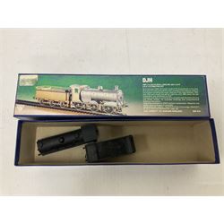 ‘00’ gauge - kit built NBR (Class B-Reid) LNER/BR J35/1/2/4/5 0-6-0 steam locomotive and tender no.64480, finished in BR black with DJH Models box; with further kit built Class J50 0-6-0T locomotive no.68936, finished in BR black (2)