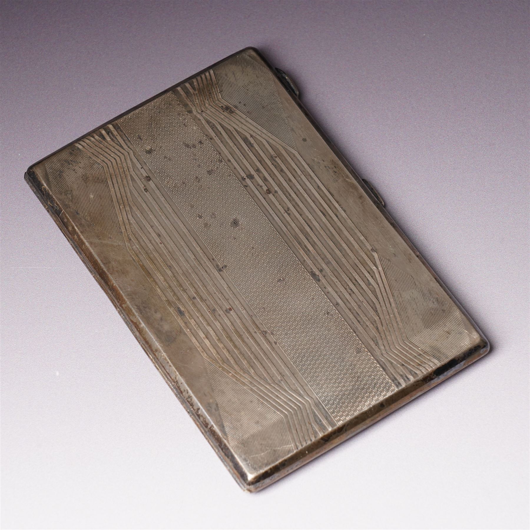 Engine turned silver cigarette case 13cm x 8cm Birmingham 1932 Maker John Rose
