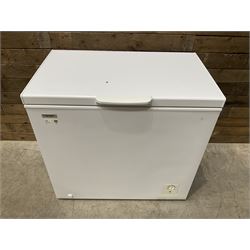 Fridgemaster MCF 194 chest freezer