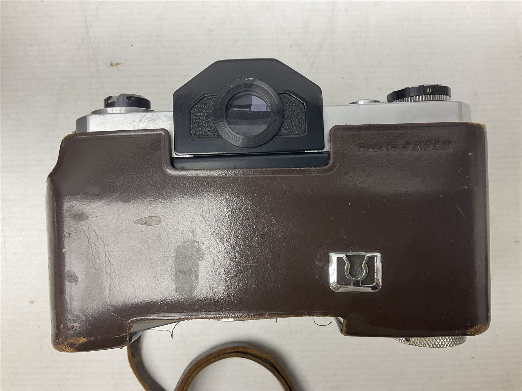 Canon Canonflex R2000 camera body, with 'Super-Canomatic Lens R 50mm 1:1.8 No.40308
