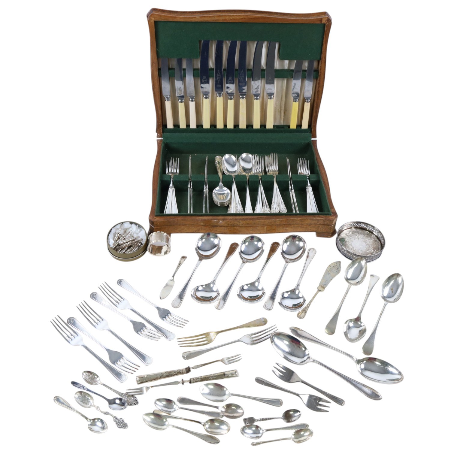 Silver napkin ring, hallmarked, together with silver plated canteen of cutlery and further silver plated wares