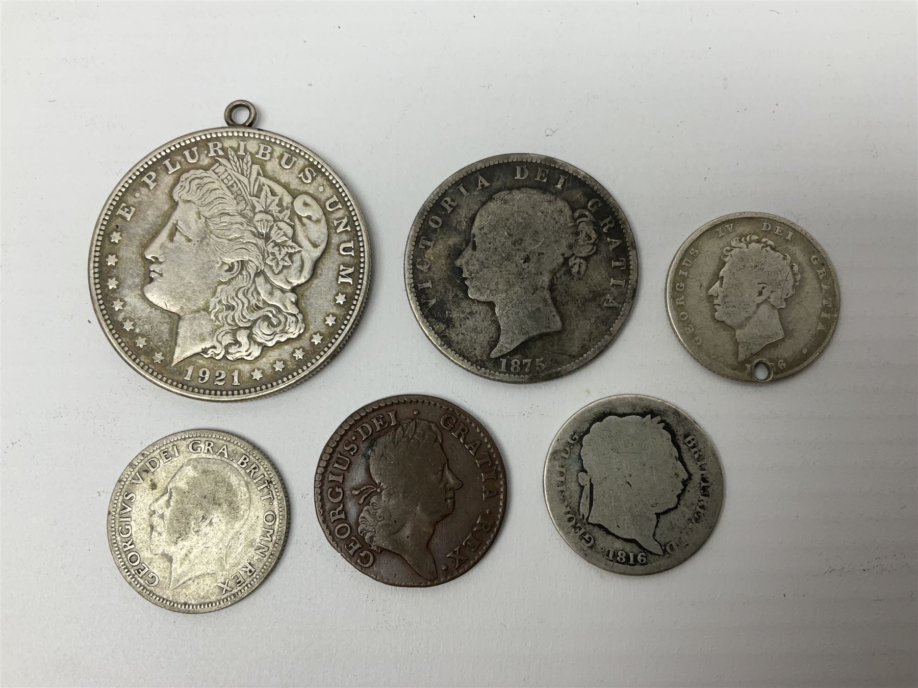 Great British and World coins, including George I 1723 farthing, Queen Victoria 1875 halfcrown, King George V one shilling, pre decimal coinage, commemorative crowns, United States of America 1921 Morgan dollar with soldered loop attached etc