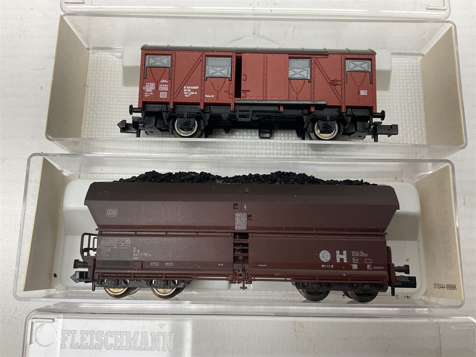 Fleischmann 'N' gauge - thirteen goods wagons Nos.8202K, 8207, 8230, 8234, 8282, 8320, 8327K, 8330, 8343K, 8517K, 868523K, 852402K & 852403K; all boxed (13)