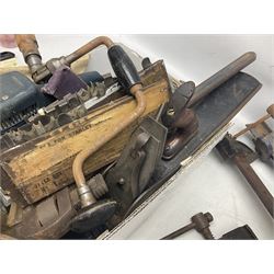 Collection of tools, to include slash clamps, sheet sanders, planes etc 