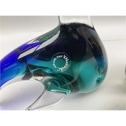 Quantity of glassware to include Mats Jonasson colour wolf paperweight, Murano dolphin and flamingo figures, Caithness Dignity and Tango paperweights, set of six Edinburgh Crystal glass tumblers, art glass dish etc