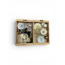 Collection of cabinet and collectors plates, together with other ceramics, in two boxes 