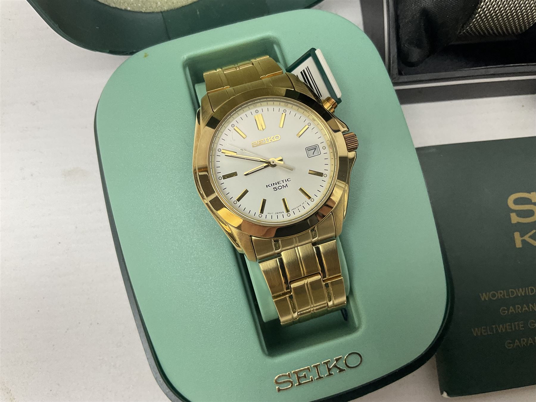 Four gentlemans wristwatches including Seiko Kinetic 50M, Pulsar, Sekonda and Constantin Quartz, boxed, together with a ladies Accurist wristwatch