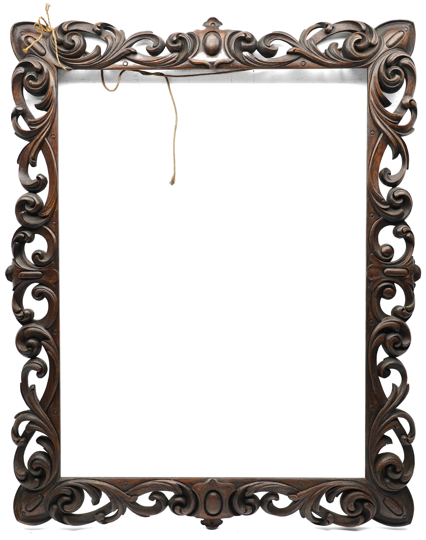 FRAMES - Victorian carved oak frame, featuring Acanthus leaves aperture 72.5cm x 54.5cm, overall 92cm x 72cm