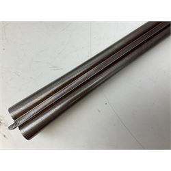 Midland Gun Company Birmingham & London 12-bore side-by-side box-lock non-ejector double barrel shotgun with 76cm damascus barrels, Prince of Wales style walnut stock with chequered grip and fore-end, top safety and engraved lock no.62160 L120cm overall; in scratch built baize lined wooden case. SHOTGUN CERTIFICATE REQUIRED.