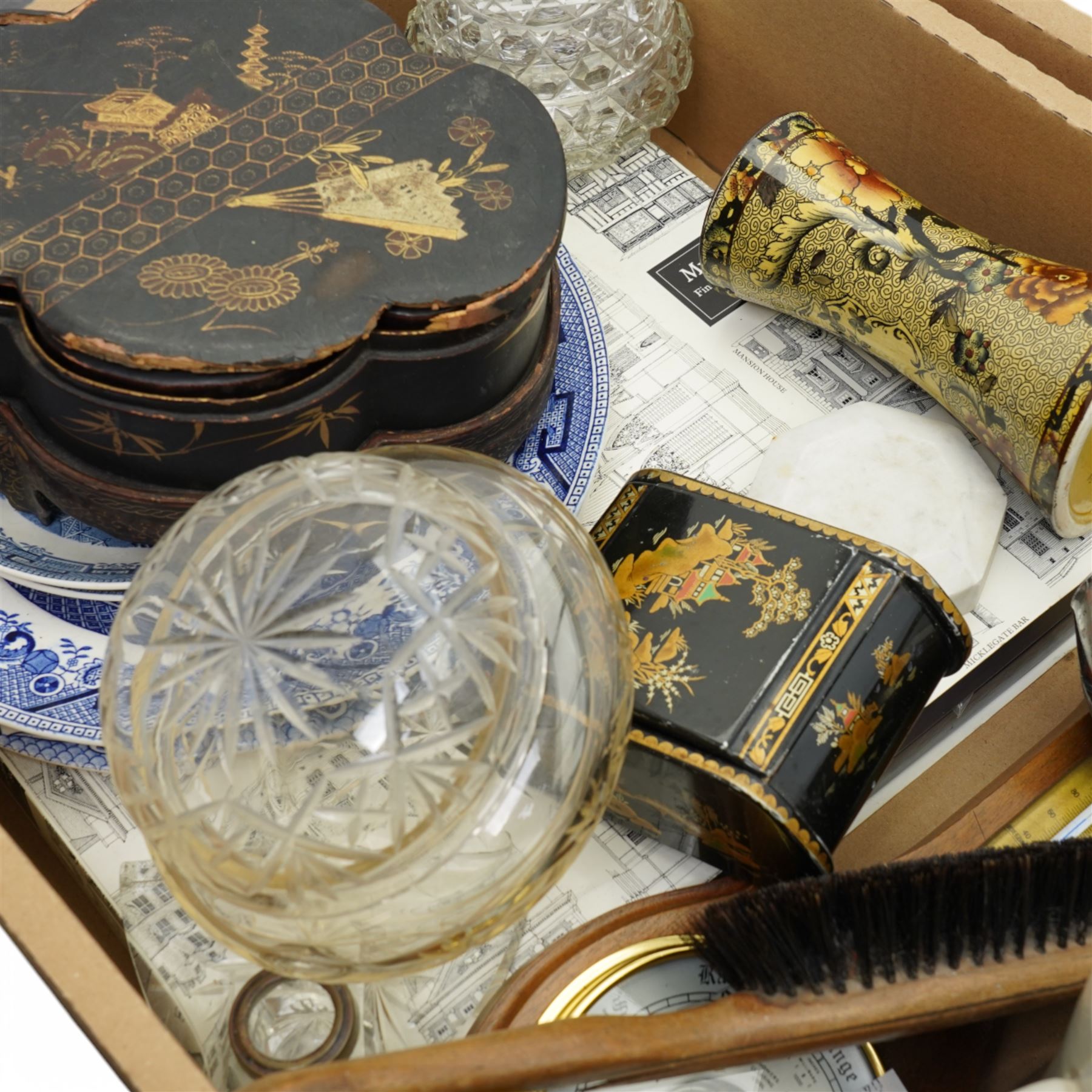Quantity of Royal Worcester regency pattern dinnerware, oriental lacquered nest of boxes, and other items in two boxes