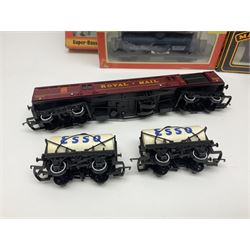 Hornby '00' gauge - RS.651 Freightmaster Set with Class 31 Diesel (Brush Type 2) A1A-A1A locomotive, seven wagons and track; boxed; together with fifteen various makers wagons and Busch Micro Electronic Roadworks Sign Set; predominantly boxed