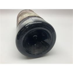 IEC Wine Society, 1966, Dow port, unknown contents and proof  