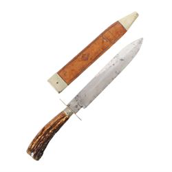 Unwin & Rodgers horn handle Bowie knife with leather scabbard, L33cm  