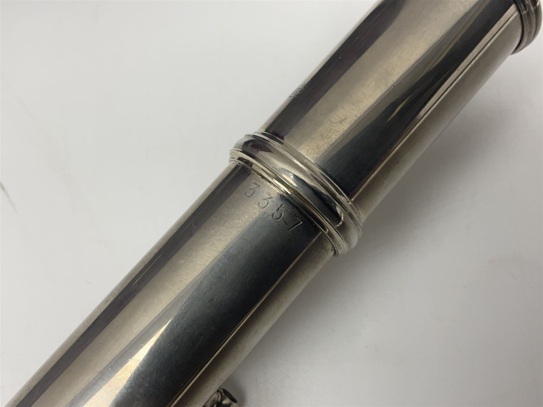 Lafleur three-piece flute, serial no.3357; in fitted carrying case