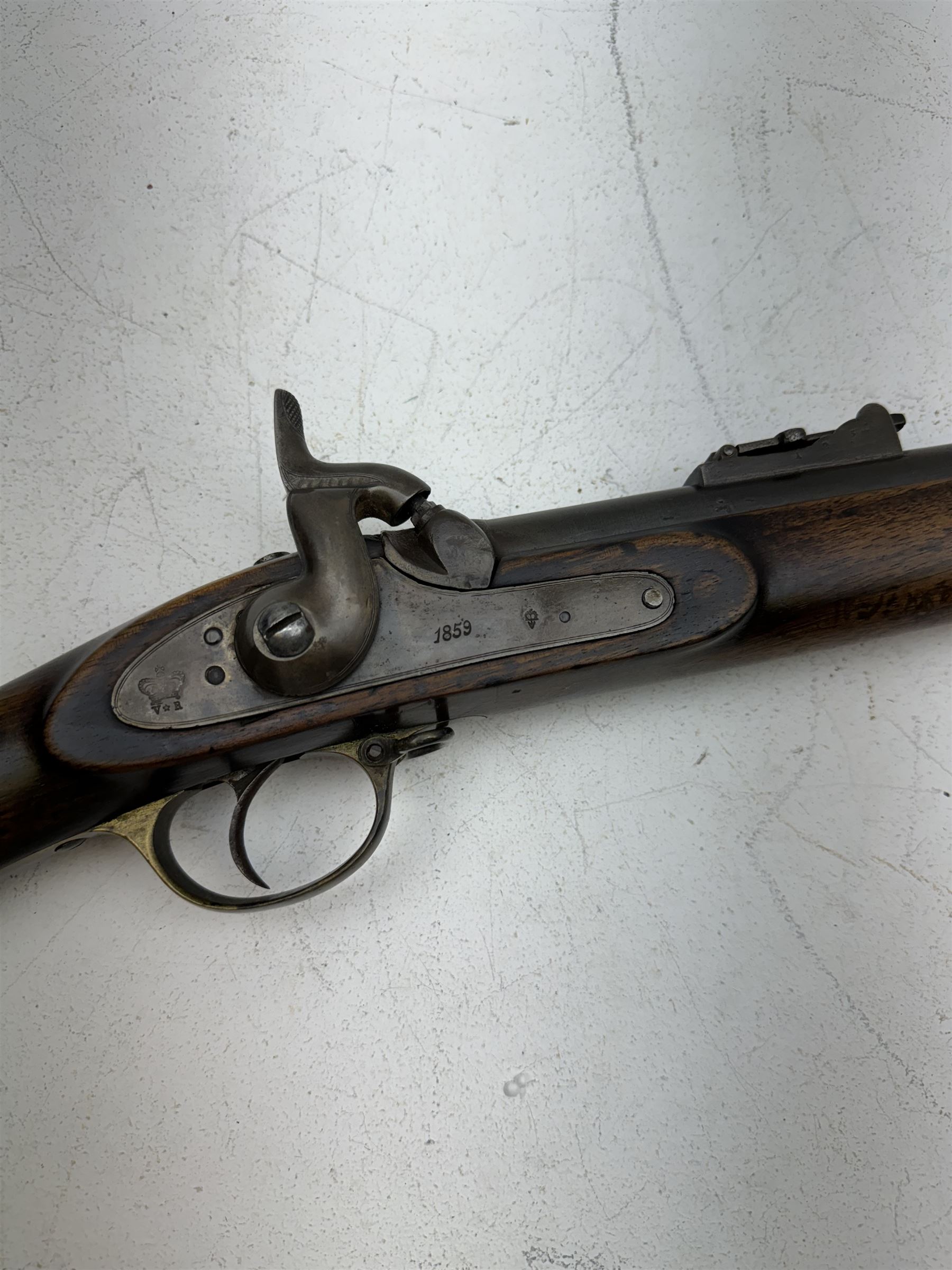 Volunteer percussion P53 type rifle, 94cm (37