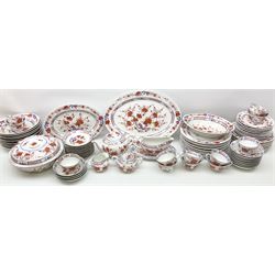 Chinese dinner service, decorated in imari pattern, including covered tureen, eight dinner plates, gravy boat, eight side plates, teapot, sucrier, jug, etc (76)