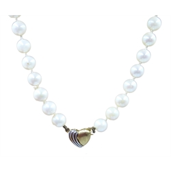  Single strand pearl necklace with gold heart clasp, hallmarked 9ct  