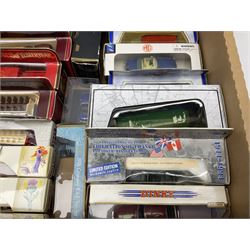 Forty-four modern die-cast models/sets by Matchbox, Corgi, Lledo, Atlas, EFE etc including military and commercial vehicles, cars and promotional vehicles, buses etc; all boxed (44)