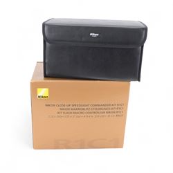 Nikon Close-Up Speedlight Commander Kit R1C1, boxed