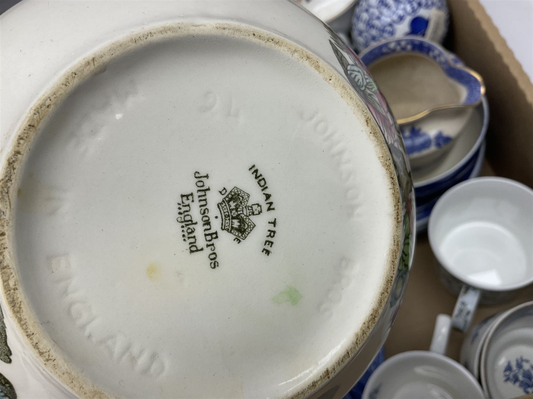 Wedgwood jasperware trinket box, commemorative ware, blue and white ceramics and a collection of other ceramics and collectables in five boxes