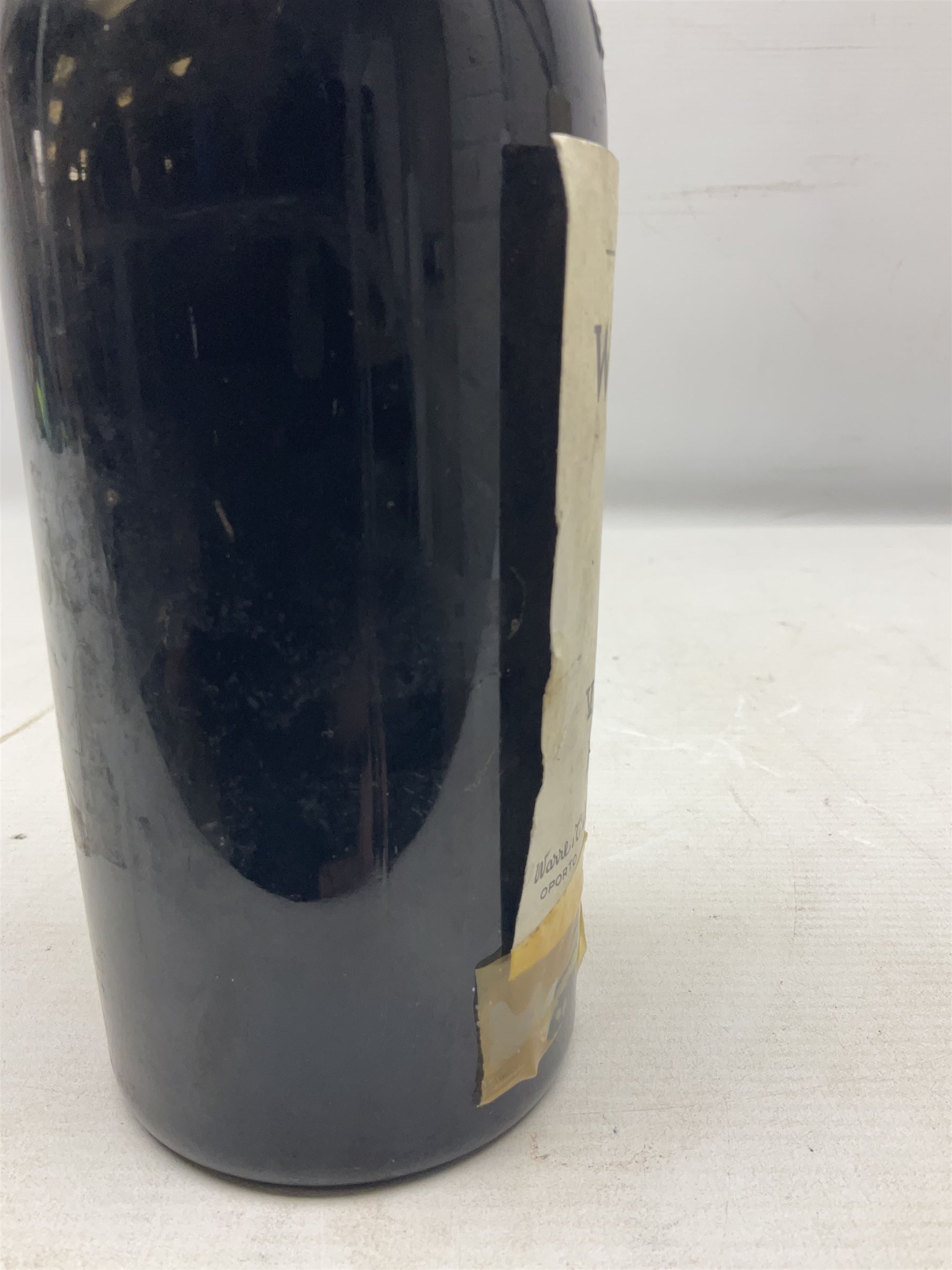Warre's 1966, vintage port, unknown contents and proof 