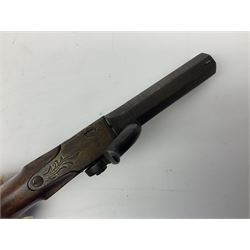 19c Belgian percussion cap pistol, approximately .45 calibre, with 7.5cm screw-off octagonal damascus barrel, lightly engraved lock and walnut stock L21cm overall