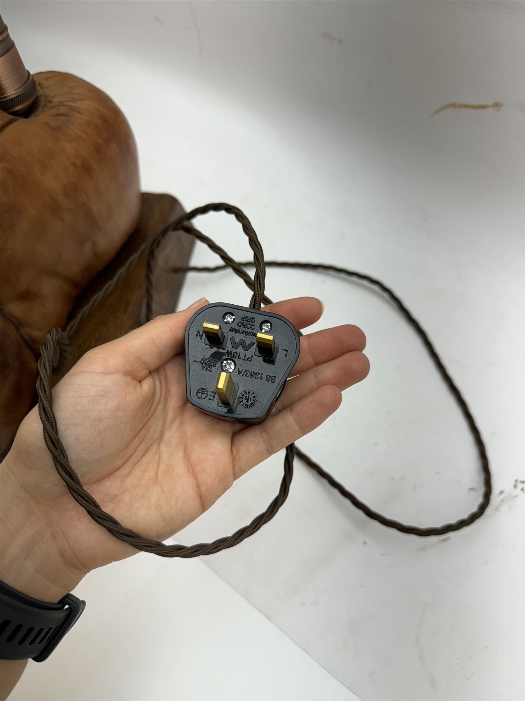 Boxing Glove table lamp H36cm