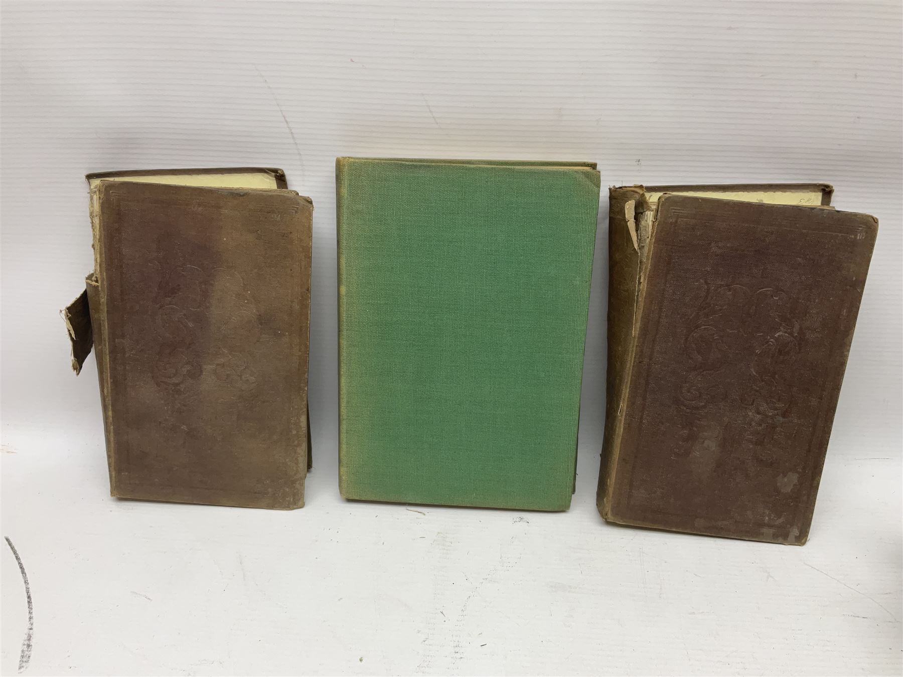 Books - Natural History - Robert Mudie, Mudies British Birds, The Feathered Tribes of the British Isles, two volumes, second edition, Whittaker & Co., Ave Maria Lane, London, 1735, chromolithographic plates, Peter Scott, Morning Flight, A Book of Wildfowl, Hazell, Watson & Viney Ltd, London and Aylesbury, 1947, F B Kirkman & F C R Jourdain, British Birds, London T C & E C jack Limited, Edinburgh, 1932, plus other examples on ornithology, (7)


