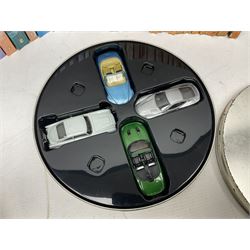 Wodehouse P.G.: Mr. Mulliner Speaking. First American edition 1930; eighteen P.G. Wodehouse paperback books; fourteen James Bond paperback books and Corgi tin of four James Bond die-cast model cars