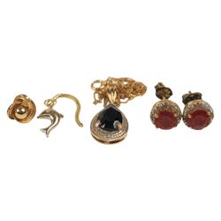 9ct gold stone set jewellery, including pendant necklace, ring and a collection of stud earrings, including some single studs and an 8ct gold ring