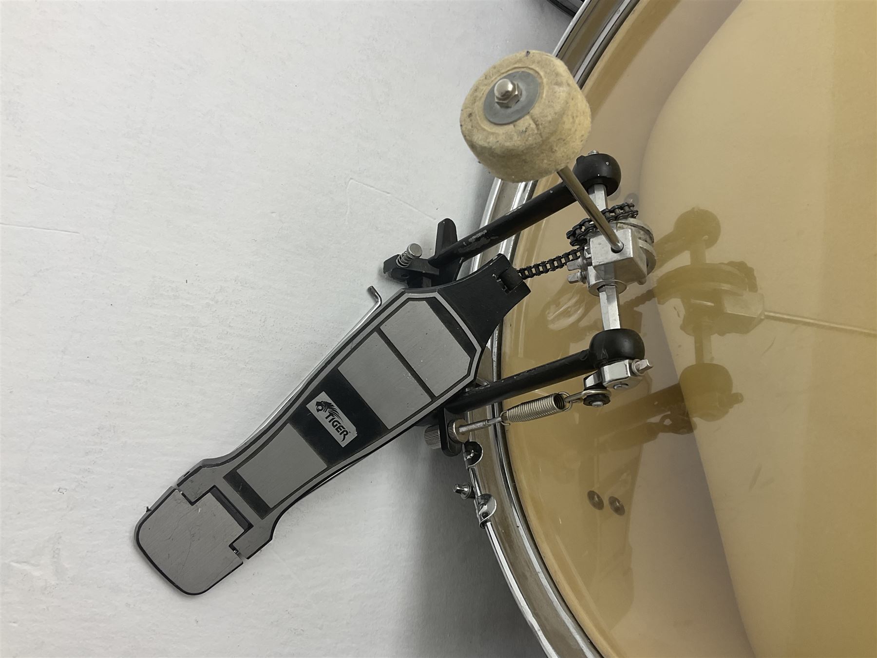 Rockburn eight-piece black drum kit with bass drum, floor tom and five other toms and snare drum; together with two other snare drums; Haosen bass drum; four cymbals; various stands, foot pedals, stool, tri-angle, drum sticks etc